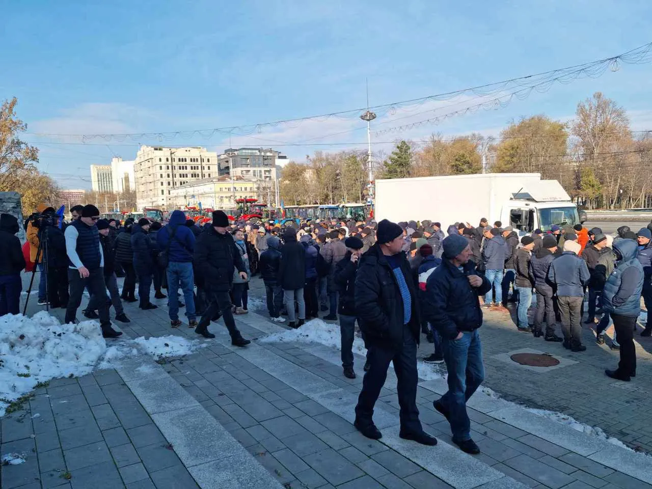 Фермеры Молдовы предупредили о масштабных протестах с применением сельхозтехники