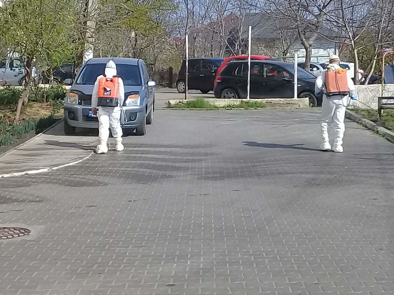Жилой дом в Яловенах поместили на карантин