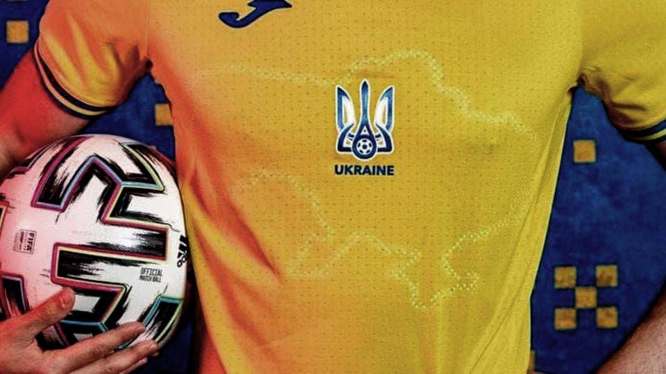 Путин оценил форму сборной Украины по футболу с изображением Крыма