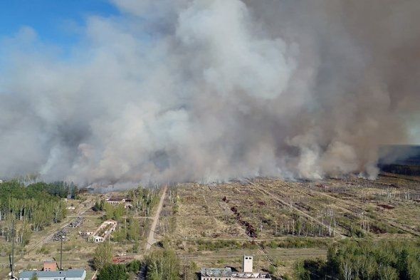 Взрывы снарядов в России: в небе образовался "гриб"