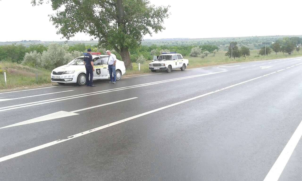 Sute de șoferi, trași pe dreapta. Cele mai frecvente încălcări fixate de oamenii legii