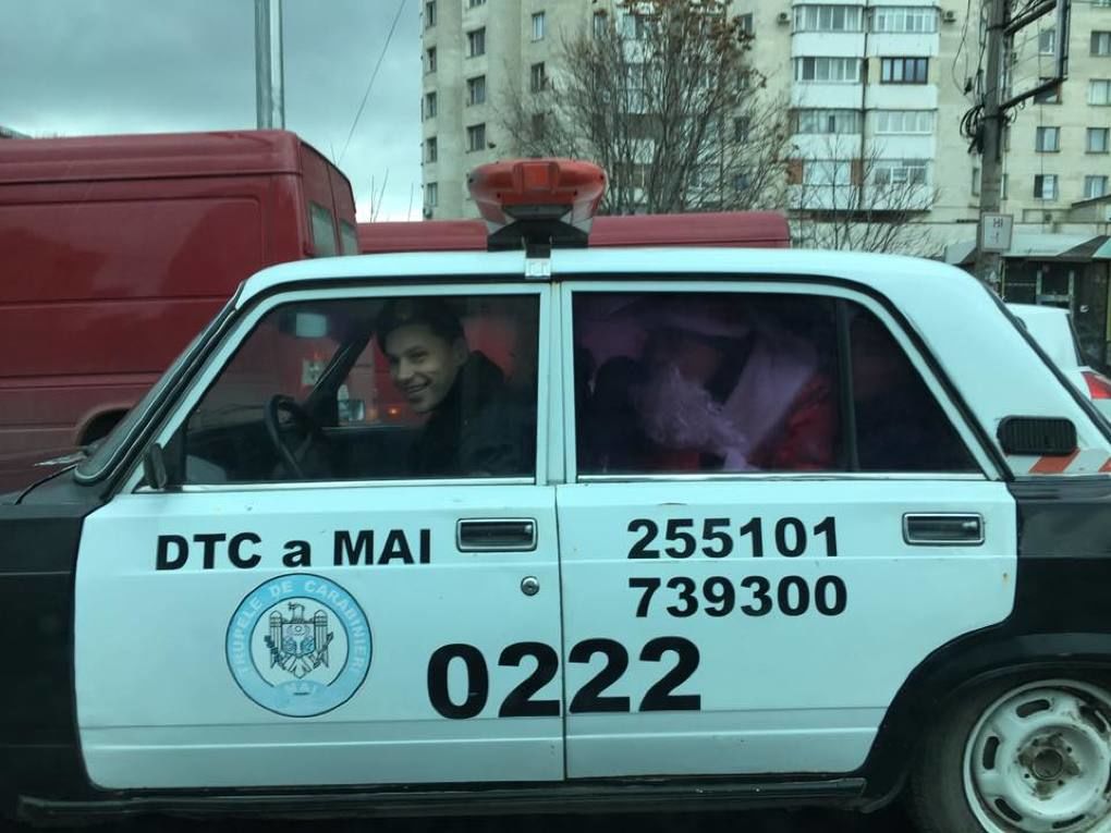 В машине МВД был обнаружен Дед Мороз