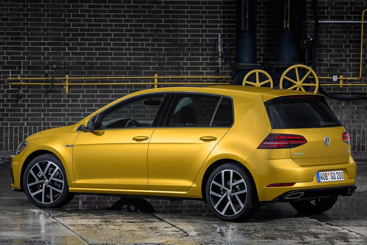 Volkswagen представил обновленный Golf