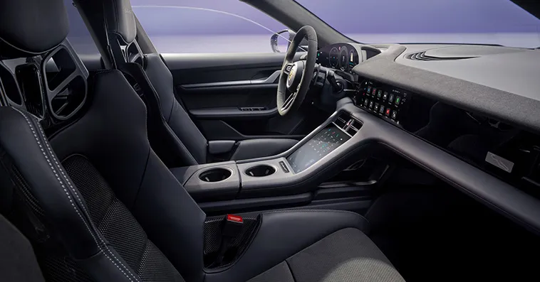 Новый Porsche Taycan: мощнее и быстрее