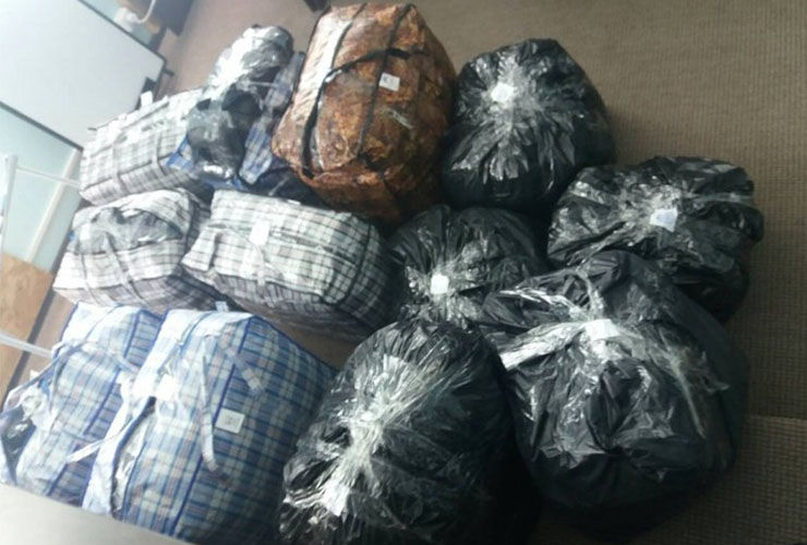 Пограничники изъяли на рынке в Атаках одежду стоимостью 150 тысяч леев