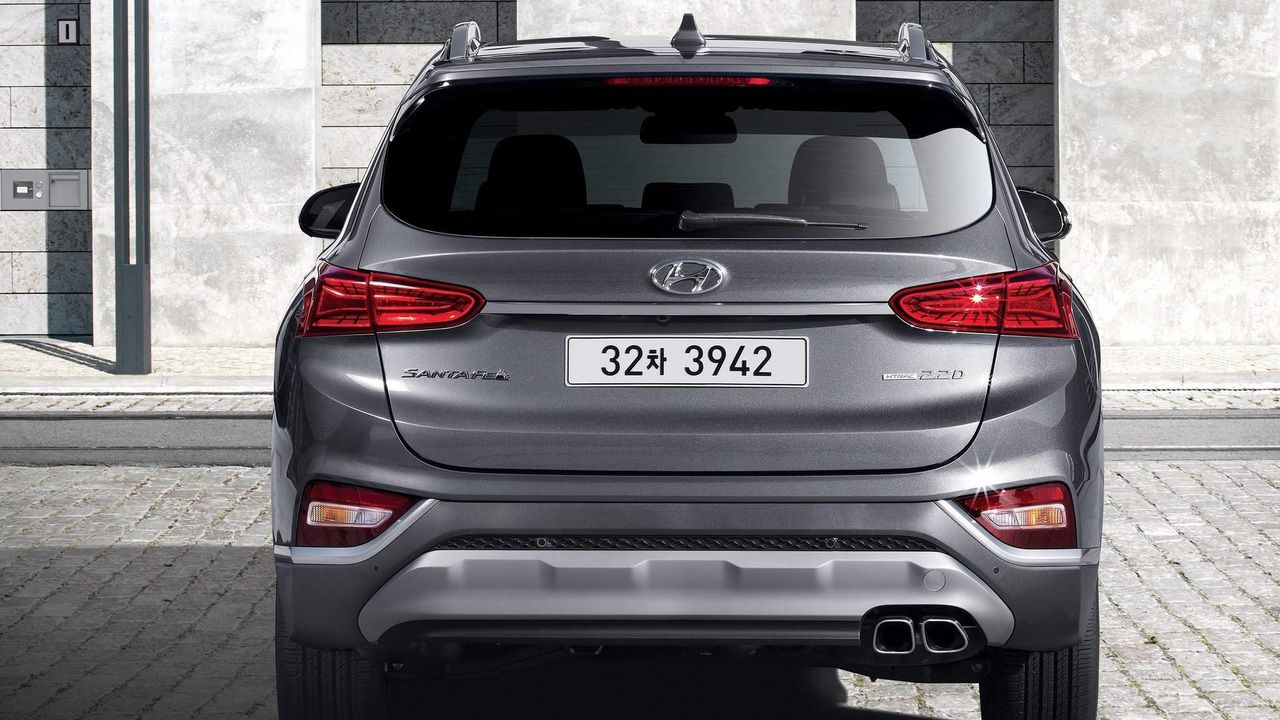 Hyundai рассекретила новое поколение кроссовера Santa Fe