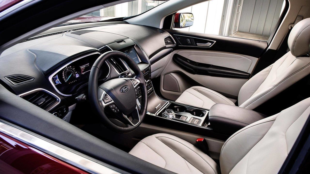 Компания Ford раскрыла подробности об обновленном кроссовере Edge