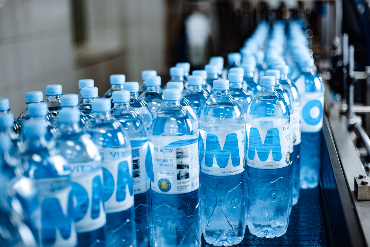 Вода новое поколение. Питьевая вода в Республике Молдова. Вода питьевая бутилированная. Питьевой бутилированной воды. О качестве воды бутилированной.