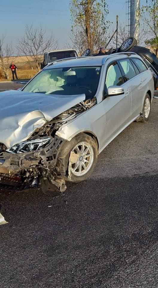 В Рышканах произошла авария с участием 3 автомобилей: погиб парень