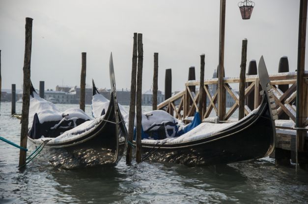 Europa, sub zăpadă: imagini superbe cu obiective turistice celebre acoperite de nea