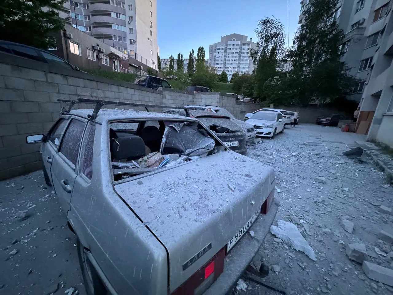 Губернатор Гладков: В Белгороде от обстрела пострадали восемь человек
