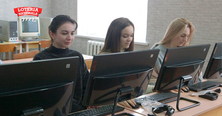 NGM Company: Подарки Тараклийскому университету и библиотеке в Ишновец