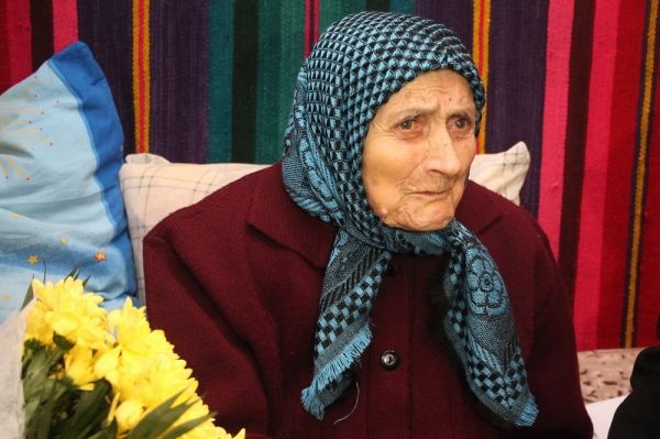 Жительнице Етулии Екатерине Неновой исполнилось 100 лет