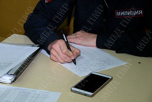 Две бендерчанки доехали на такси до Кишинева, но отказались платить, потому что им не дали кредит