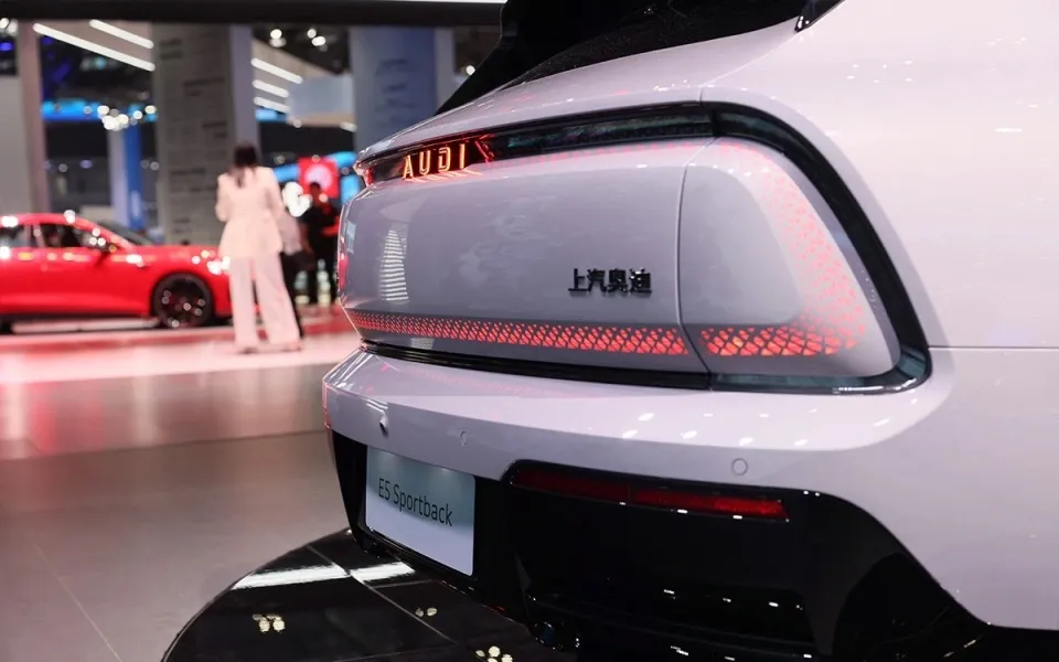 Новый электромобиль AUDI собрал 10 тыс. заказов за 30 минут