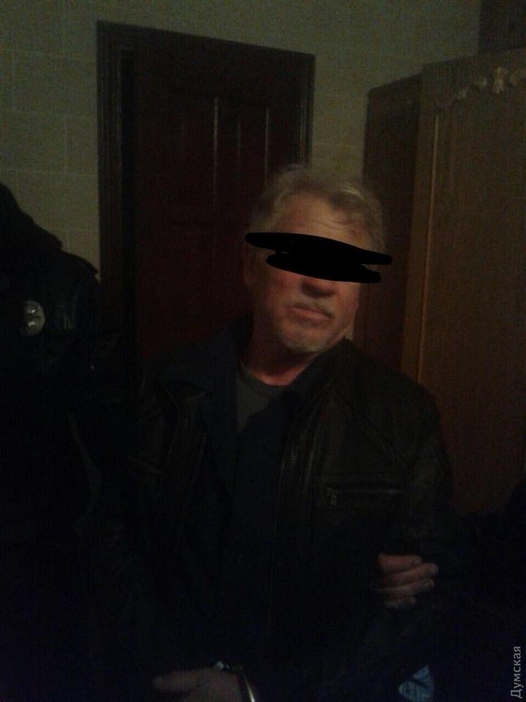 В Одесской области семейная ссора вылилась в стрельбу и захват заложников