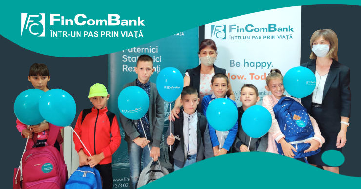 FinComBank проводит кампанию «Подари счастливый рюкзак» третий год подряд