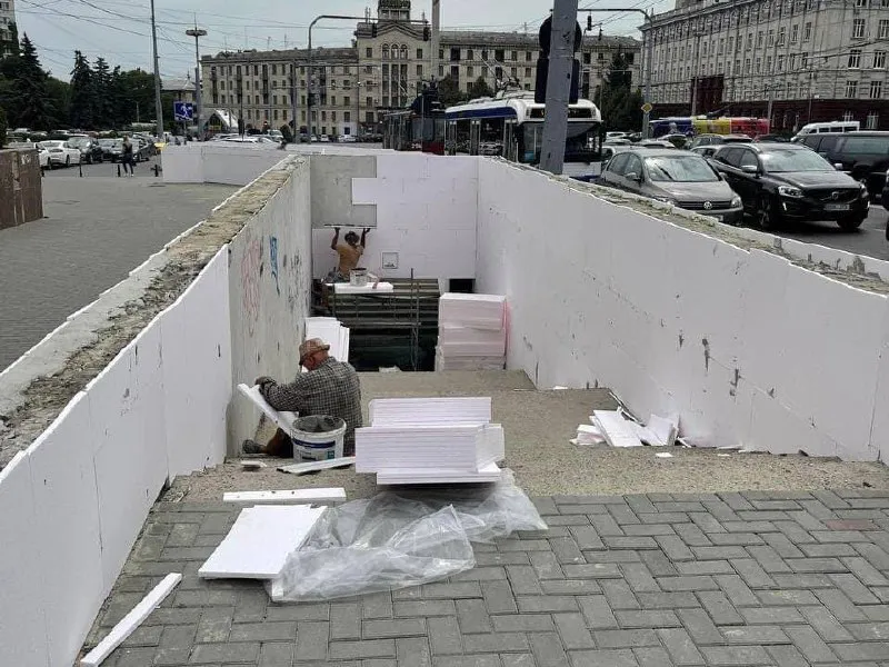 Мэрия о пенопласте при ремонте подземного перехода: Нужен для гидро- и теплоизоляции
