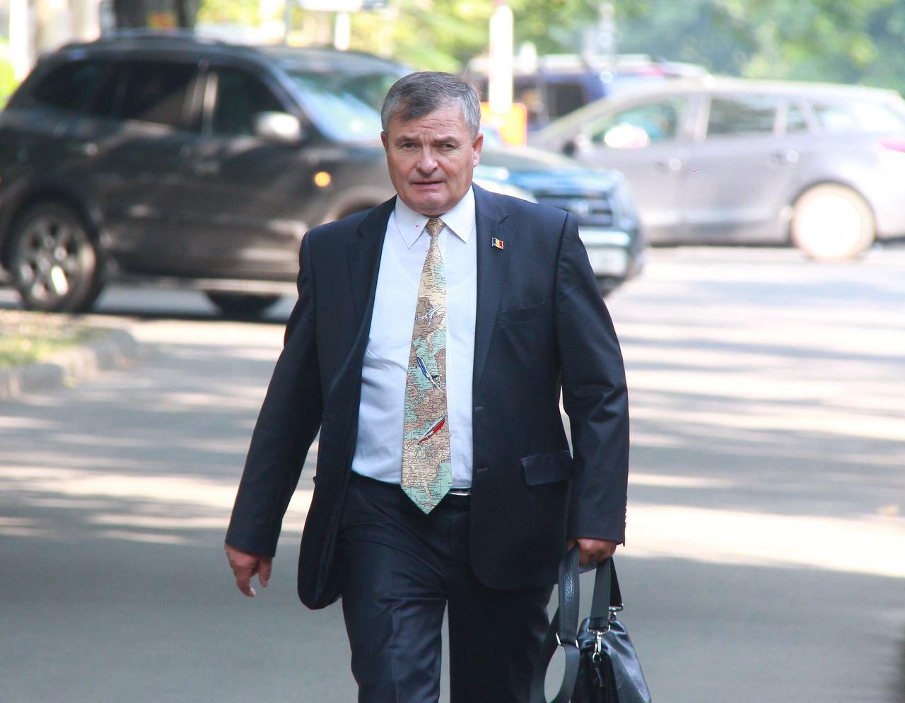 Депутат-либерал удивил своим галстуком
