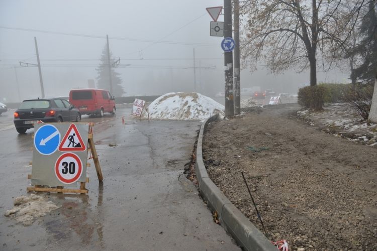 Руслан Кодряну проинспектировал ряд ремонтируемых объектов в столице