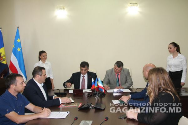В Гагаузии откроется цех по производству российских тракторов "Уралец"