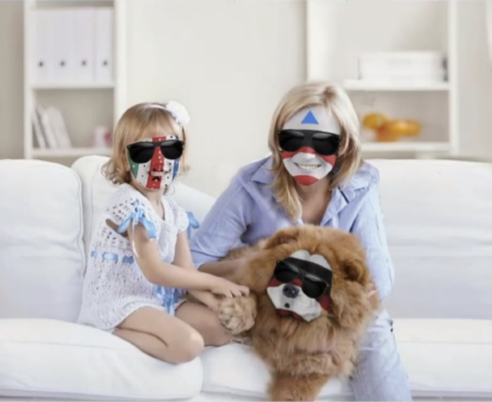 Cei de la Odnoklassniki ar fi descoperit o poză cu familia artistului de la Carla's Dreams