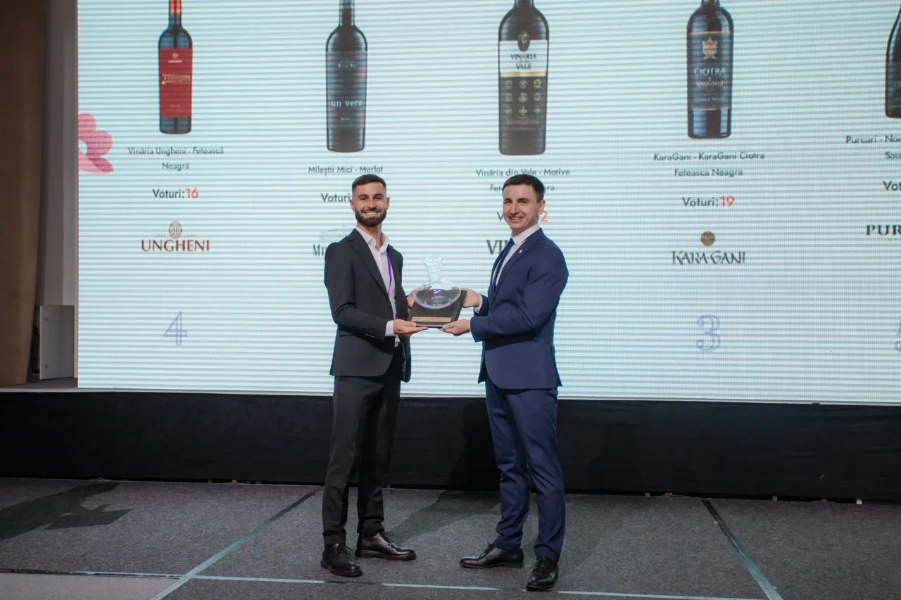 Feteasca Neagră от Vinaria din Vale признано «Лучшим красным вином» на Вернисаже Вина