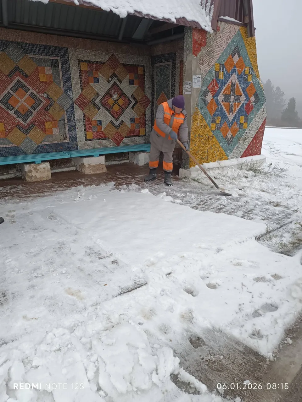 Curățarea drumurilor naționale continuă: Tone de sare și material antiderapant, răspândite