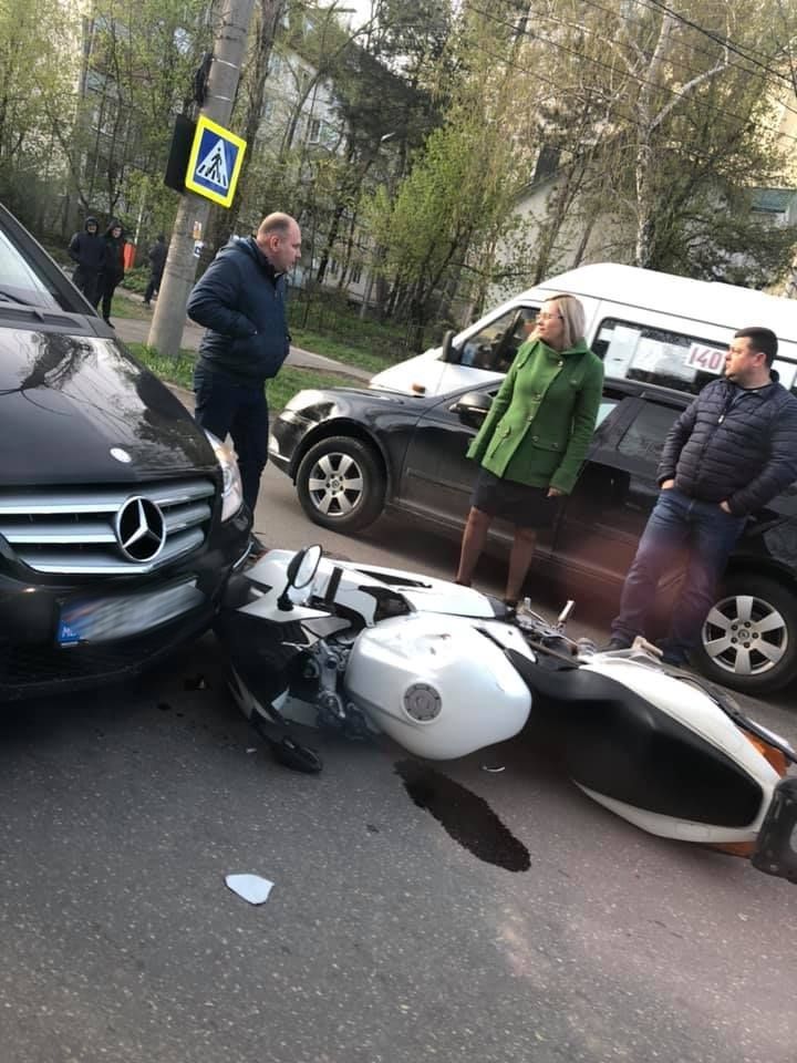Мотоциклист попал в больницу после ДТП на Рышкановке