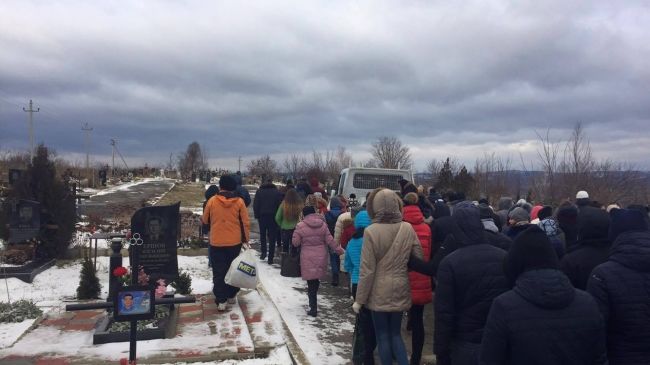 Убитую в Страшенах Кристину Пархоменко проводят в последний путь