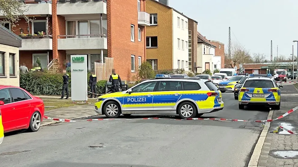 В Германии полиция застрелила вооруженного мужчину