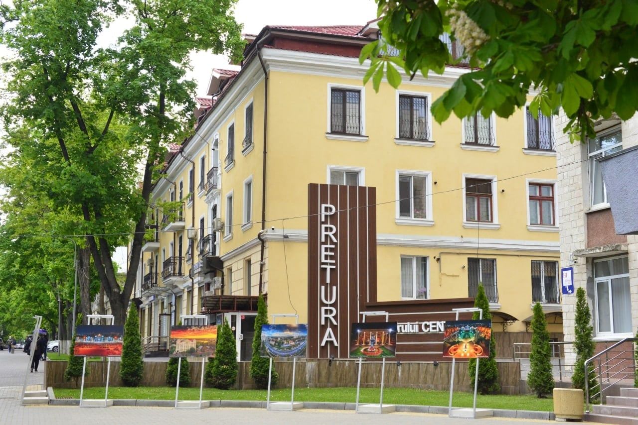 Открылась фотовыставка, посвященная центру Кишинева
