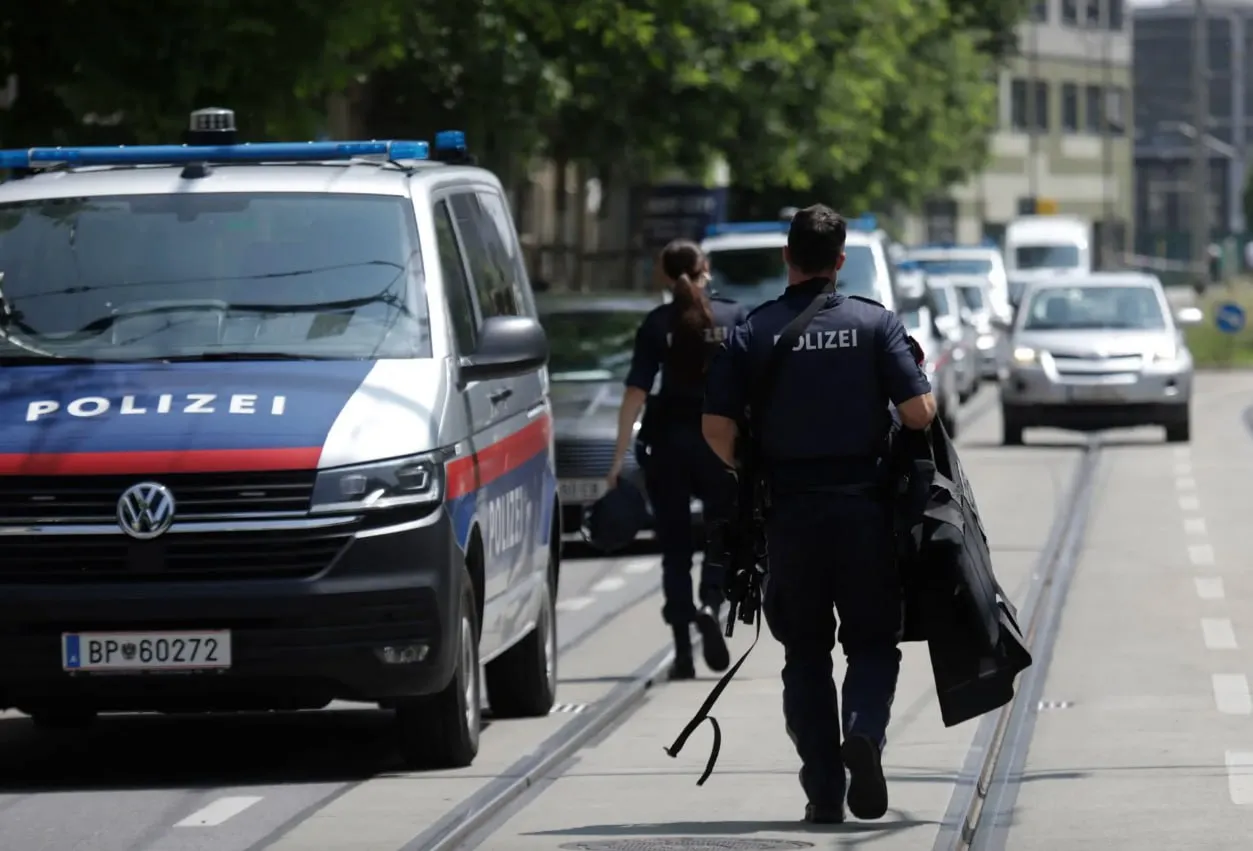 Austria va declara trei zile de doliu național din cauza atacului armat din Graz