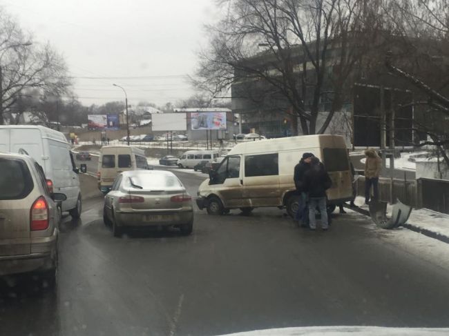 ДТП на Измаильской спровоцировало километровую пробку