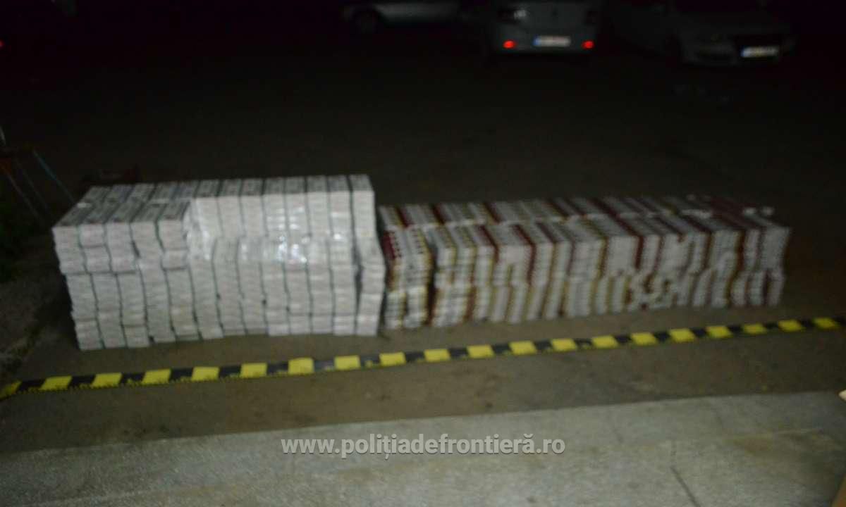Неизвестные пытались пронести через границу в Румынию 8000 пачек сигарет