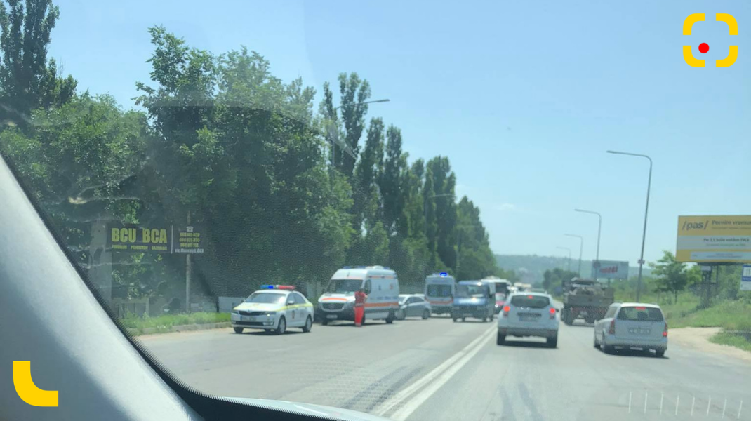 В столице произошло ДТП: оба водителя доставлены в больницу