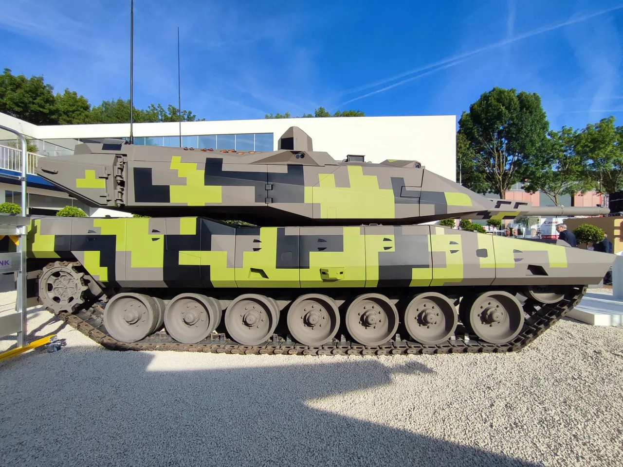 Может стать преемником "Леопарда": Rheinmetall презентовала новый танк