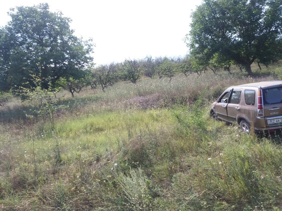 Accident la Orhei: Două automobile, grav avariate și doi șoferi la spital
