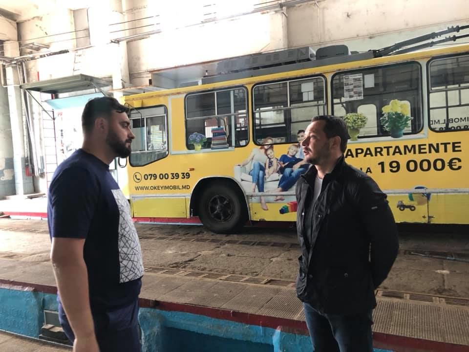 Побывав в троллейбусном парке, Кодряну нашел машины своего возраста