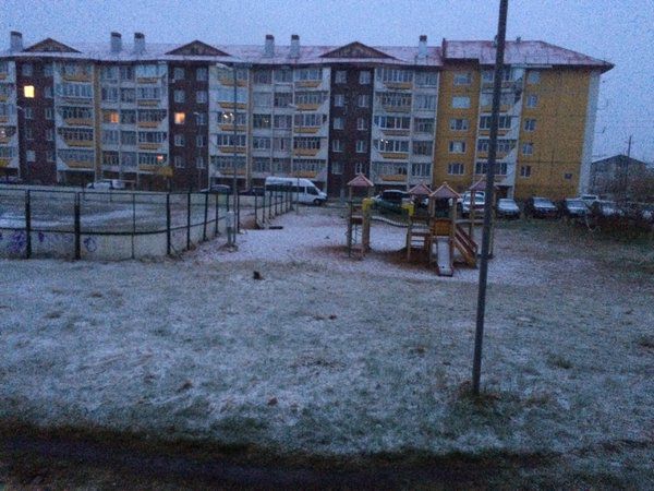 Россияне шокированы снегом в начале лета