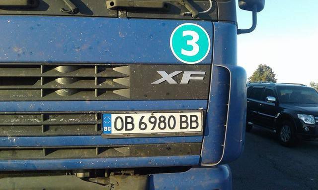 Под Киевом фура сбила велосипедистов