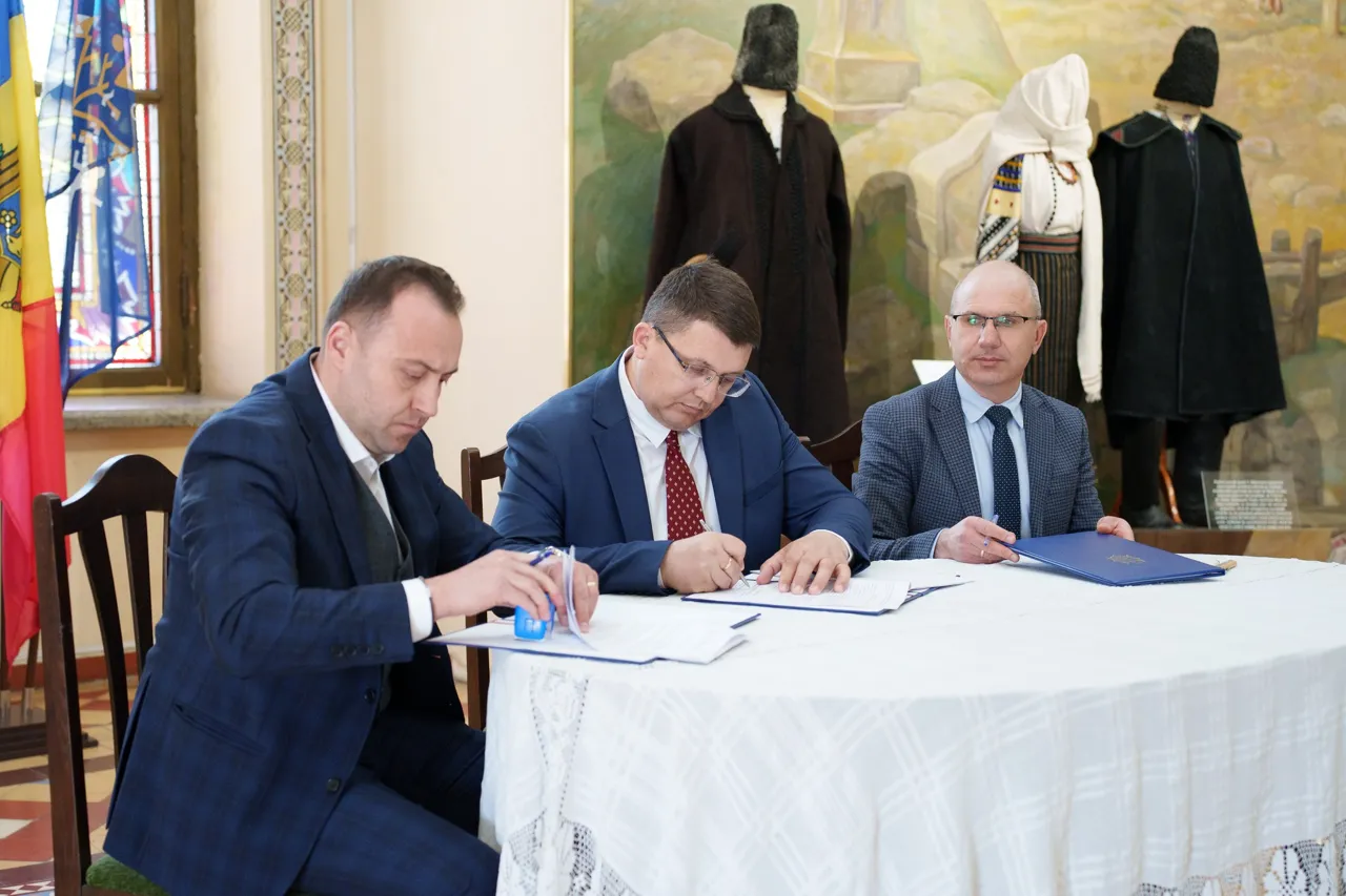 Guvernul va aloca 63 de milioane de lei pentru restaurarea Muzeului Național de Etnografie