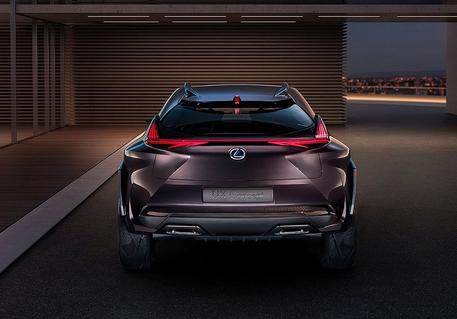 Lexus подготовил к Женеве конкурента BMW X1