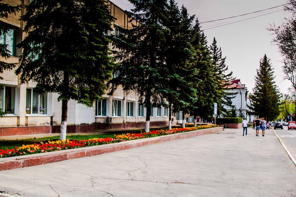 Orașul Orhei înflorește o dată cu sosirea primăverii