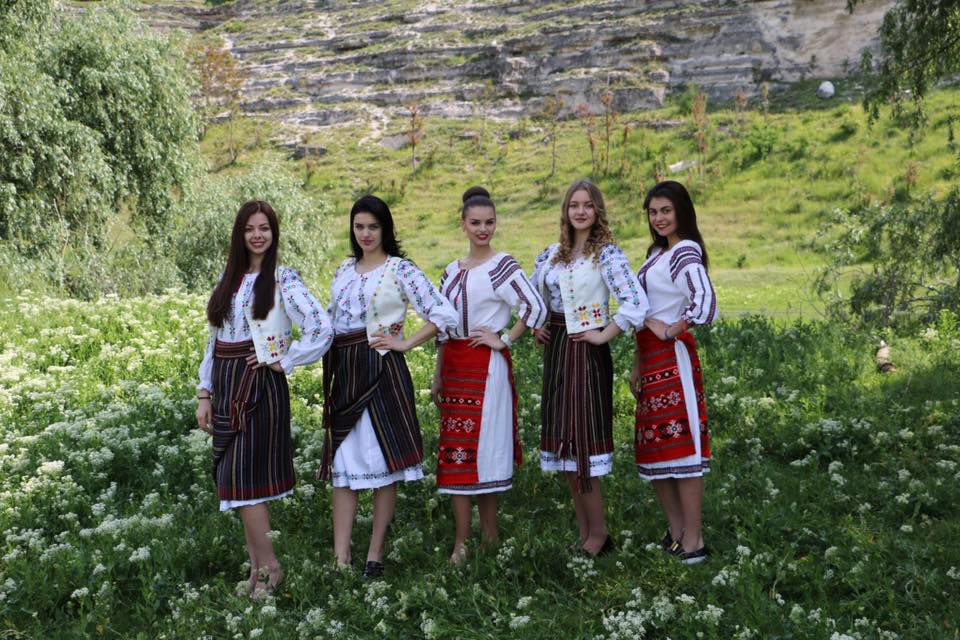 23 девушки со всей страны соревнуются в этом году за звание «Мисс Молдова - 2016»