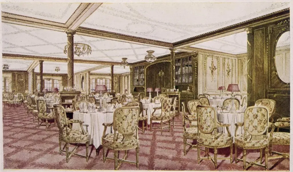 Золотую люстру из курилки «Титаника» выставили в музее в США
