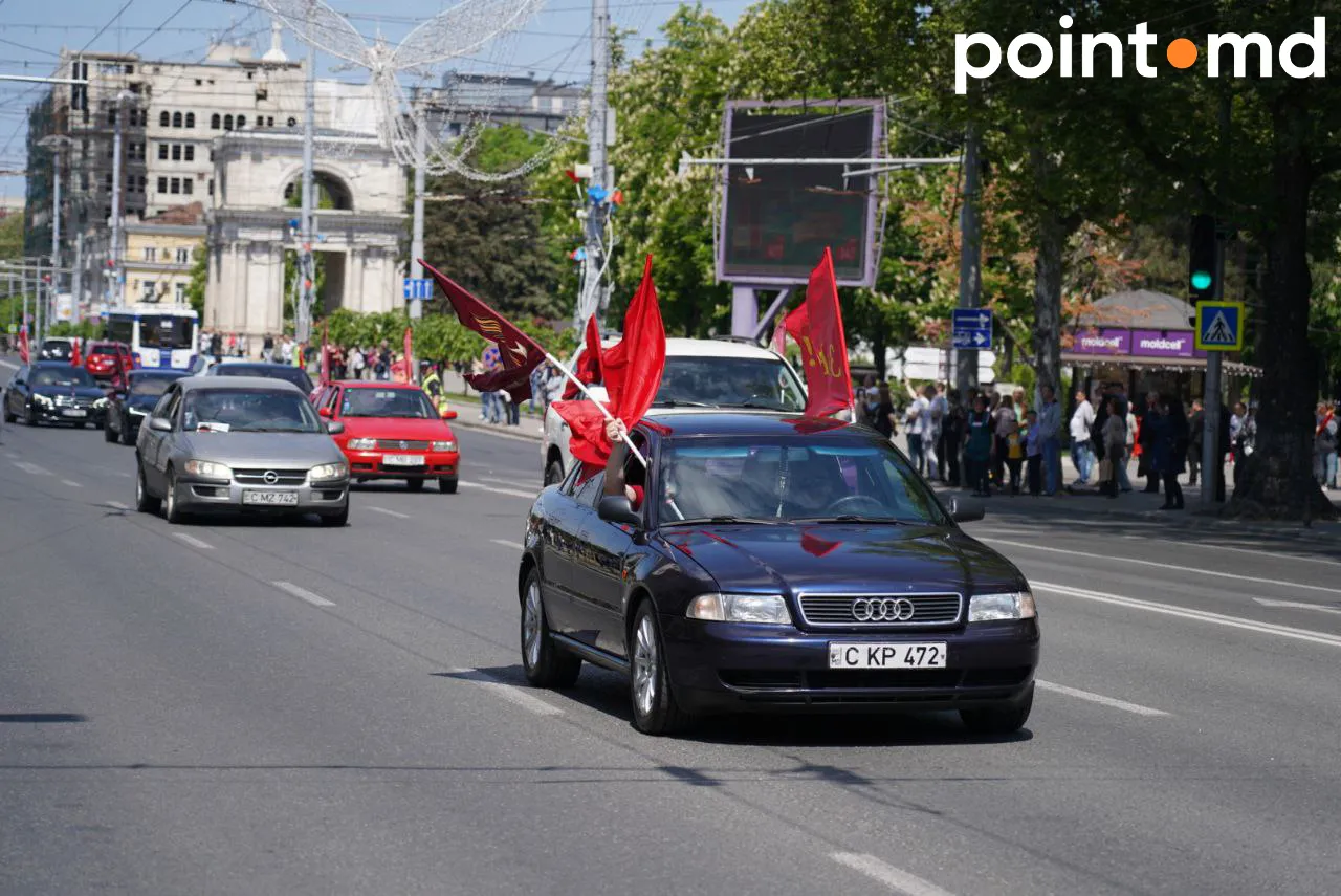 В центре Кишинева состоялся автопробег «Победа одна на всех»