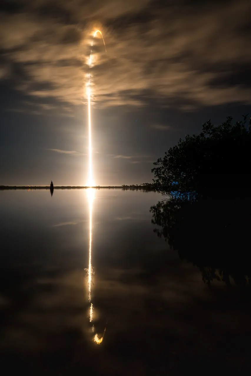 SpaceX запустила на орбиту новую партию спутников Starlink