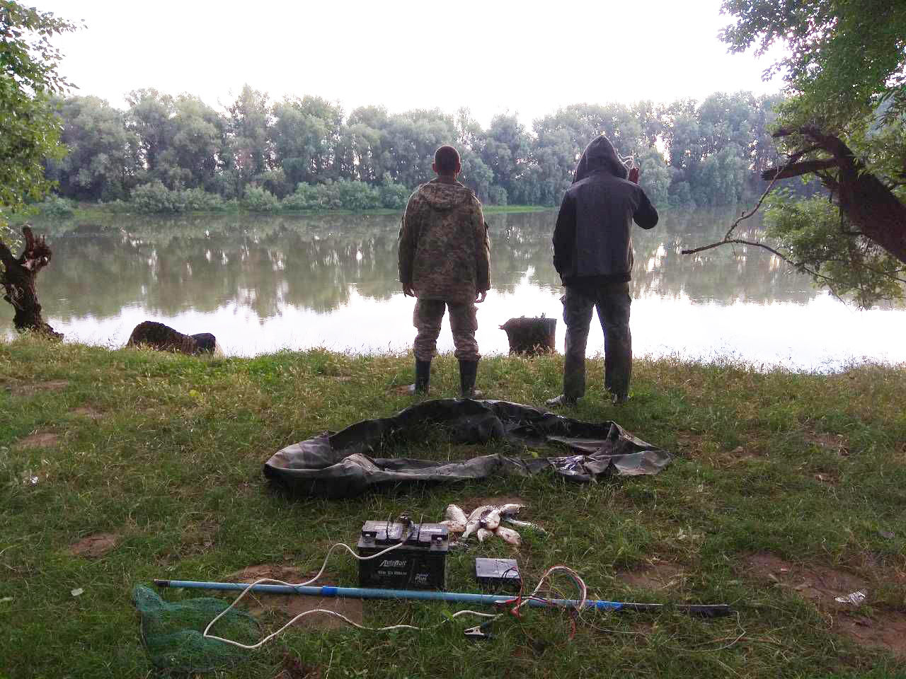 В Штефан-Водском районе задержали двух браконьеров с электроудочкой