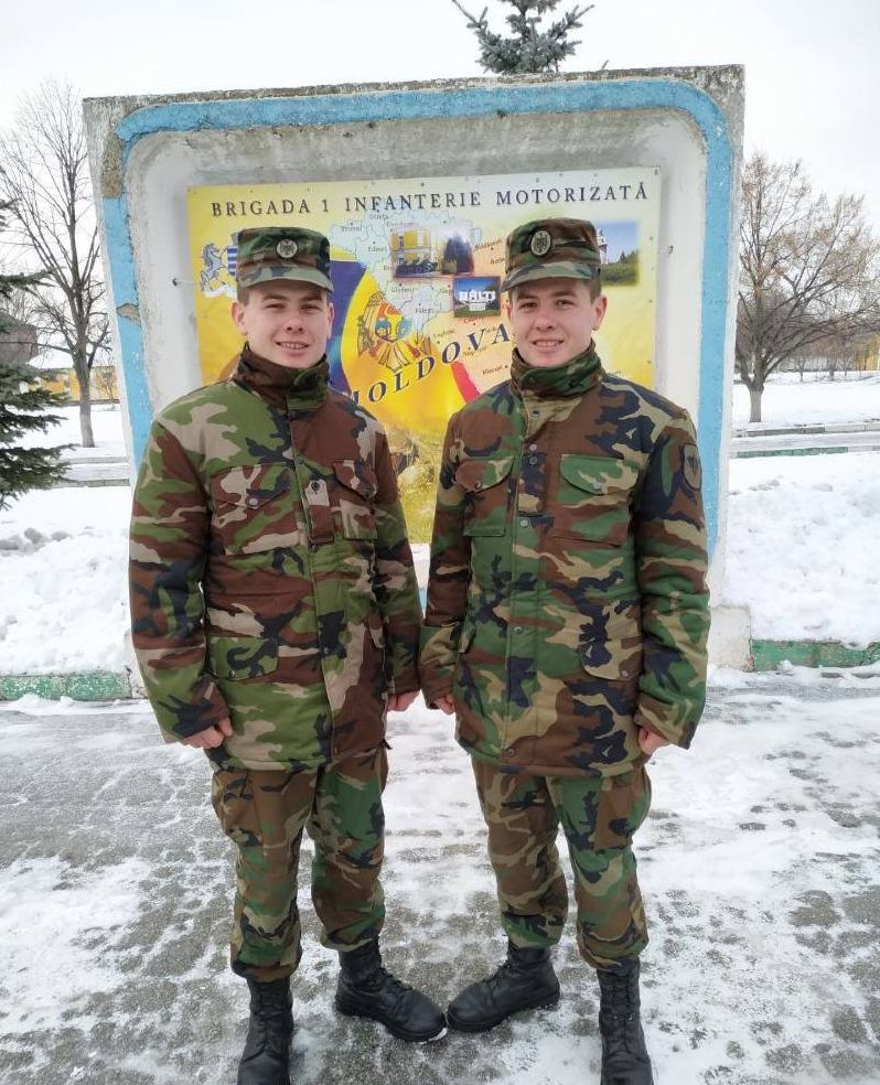 Национальная армия Молдовы оказалась богатой на близнецов